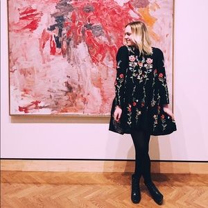 ZARA EMBROIDERED DRESS 💐 size M